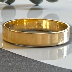 Classic MENS 18K 750 YELLOW GOLD 4mm Band Wedding Band Ring Size 9.5